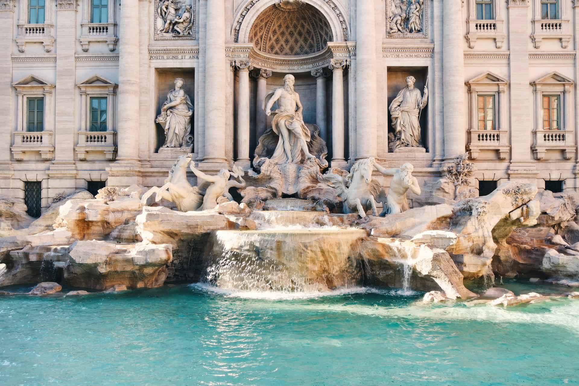 ItalyFontana di Trevi michele-bitetto-2y6ojwauKJI-unsplash