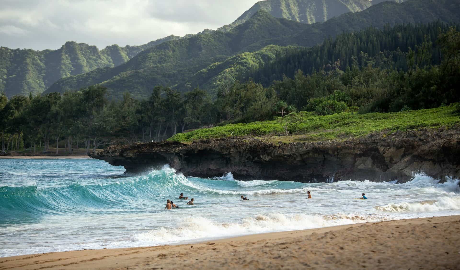 Oahu luke-mckeown-nlyWZtWTzCo-unsplash